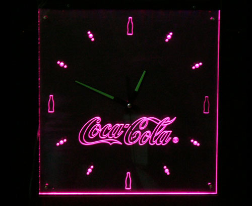 LED 